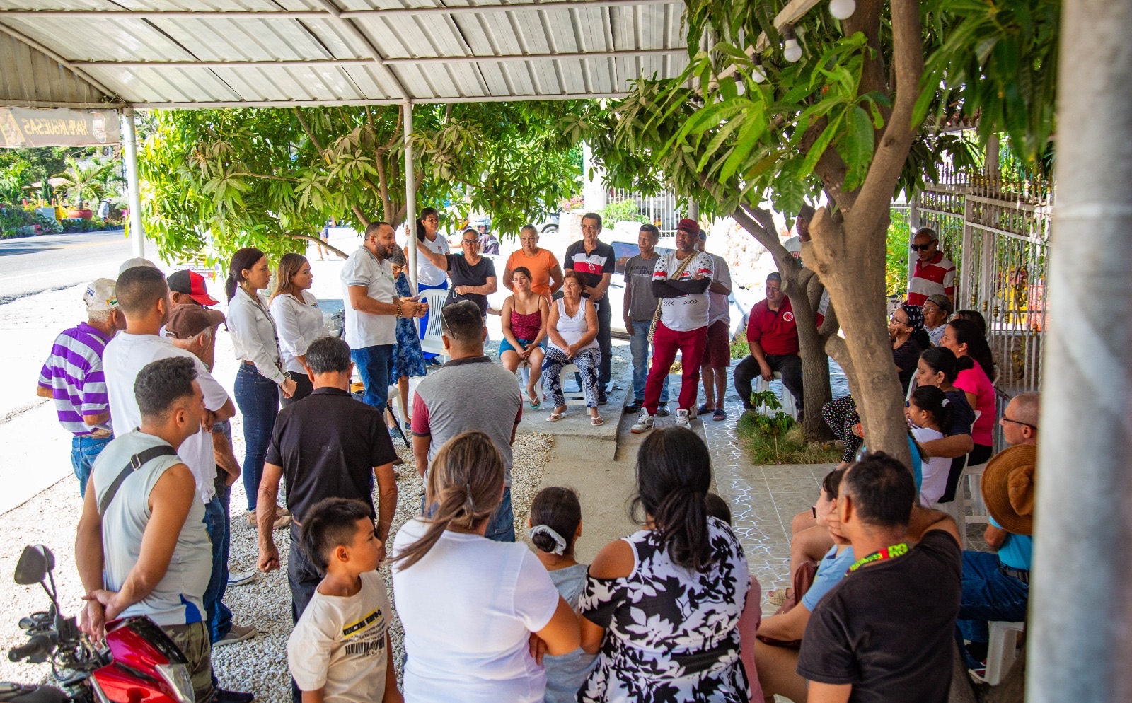 Essmar intensifica diálogo con comunidades: socialización de protocolo de actuación ante fenómeno del Niño